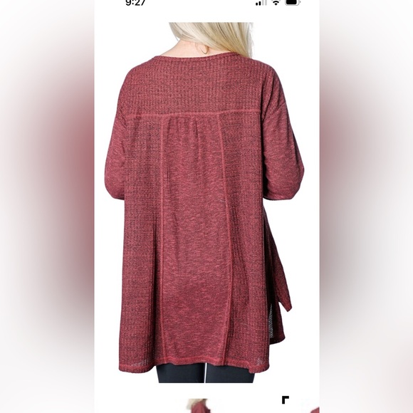 NWT- DG2, Colour block, Raglan Sleeve, Top. - Picture 2 of 14